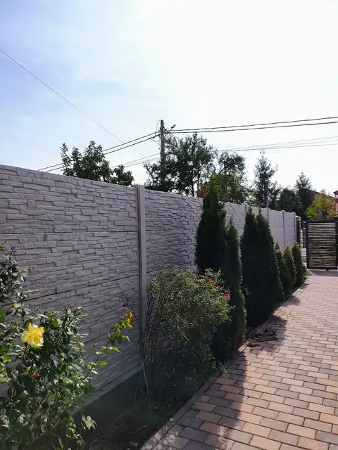 Снимка от клиент № 11: ограда Konkret Line (отзив в Google)